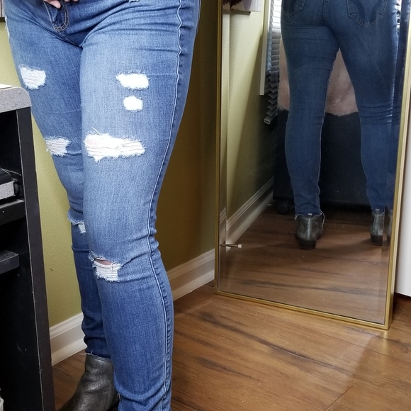 Hollister Distressed Jeans - Picture 7 of 12